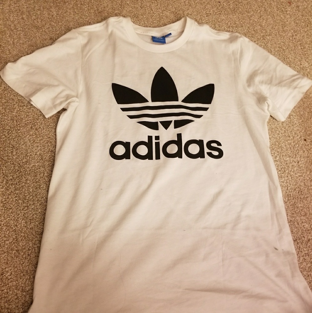 Adidas t shirt